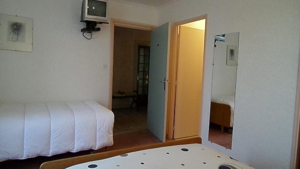Hotel La Vie En Rose Le Brugeron Cameră foto