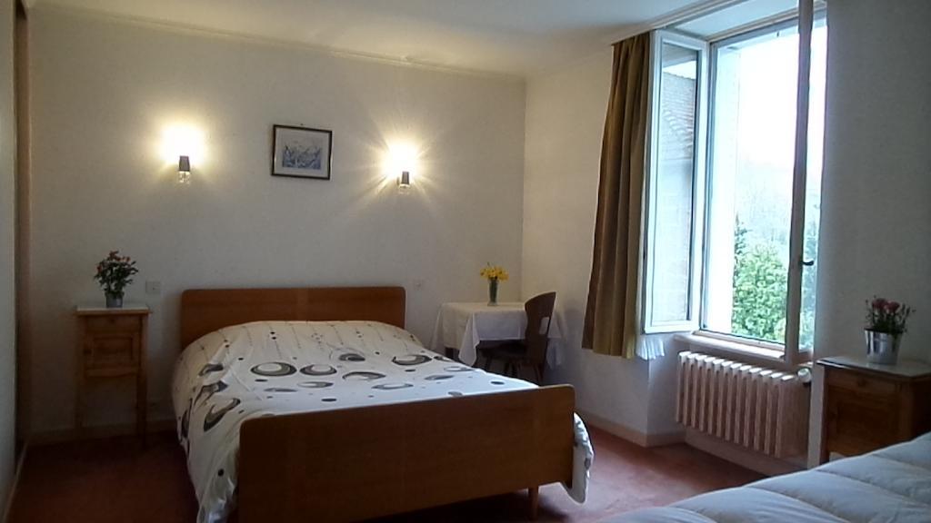 Hotel La Vie En Rose Le Brugeron Cameră foto